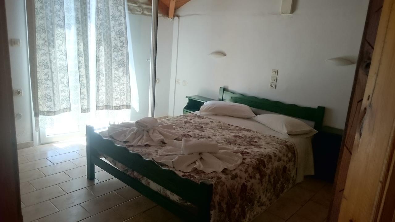 Dakis Studios كيري المظهر الخارجي الصورة